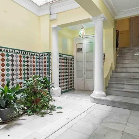 Apartment Charming With Private Patio By Rems