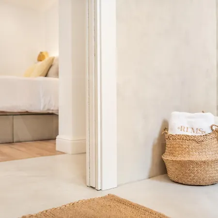 Charming With Private Patio By Rems Apartment Malaga