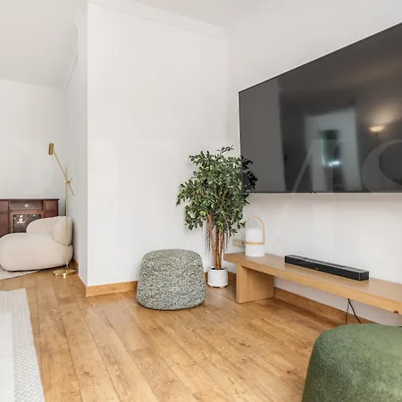 Charming With Private Patio By Rems Apartment Malaga