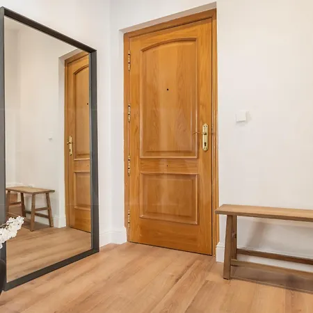 Charming With Private Patio By Rems Apartment Malaga